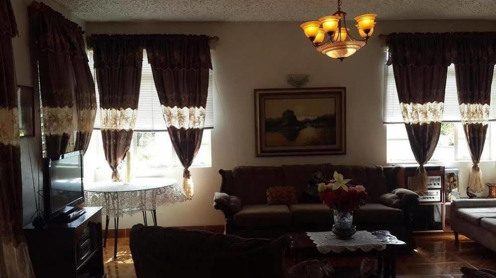 קרייסט צ'רץ' Haven House Apartments מראה חיצוני תמונה